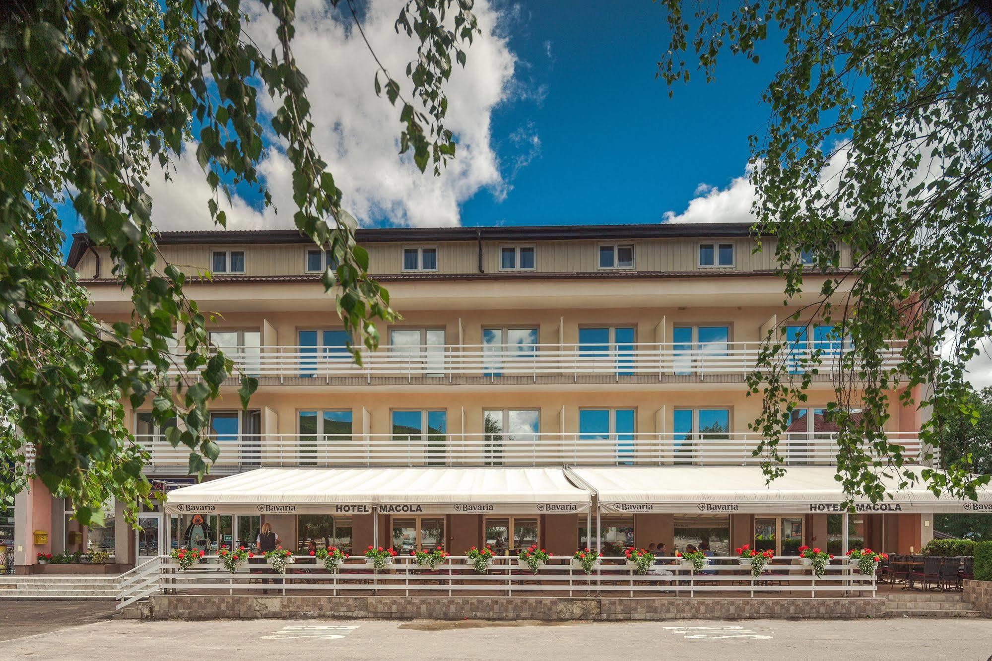 Hotel Macola Korenica Exterior photo
